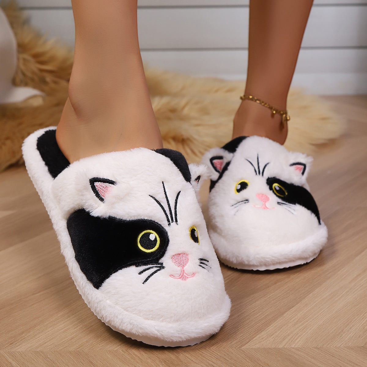 Women's Cotton Slippers Minimalist Design Winter Cartoon Pattern