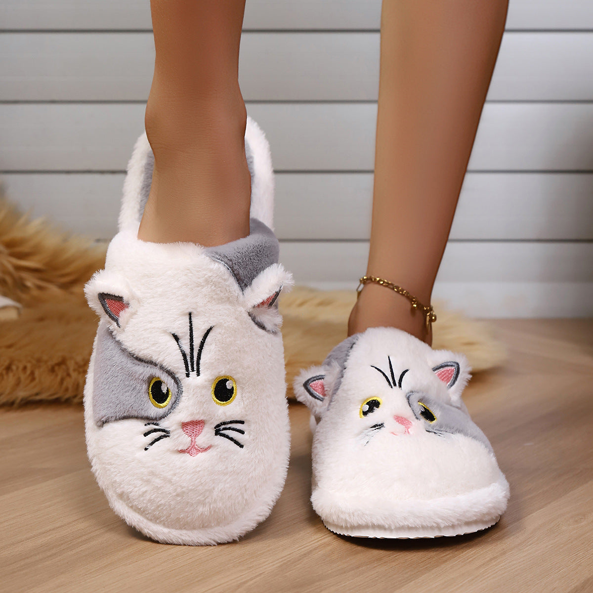 Women's Cotton Slippers Minimalist Design Winter Cartoon Pattern